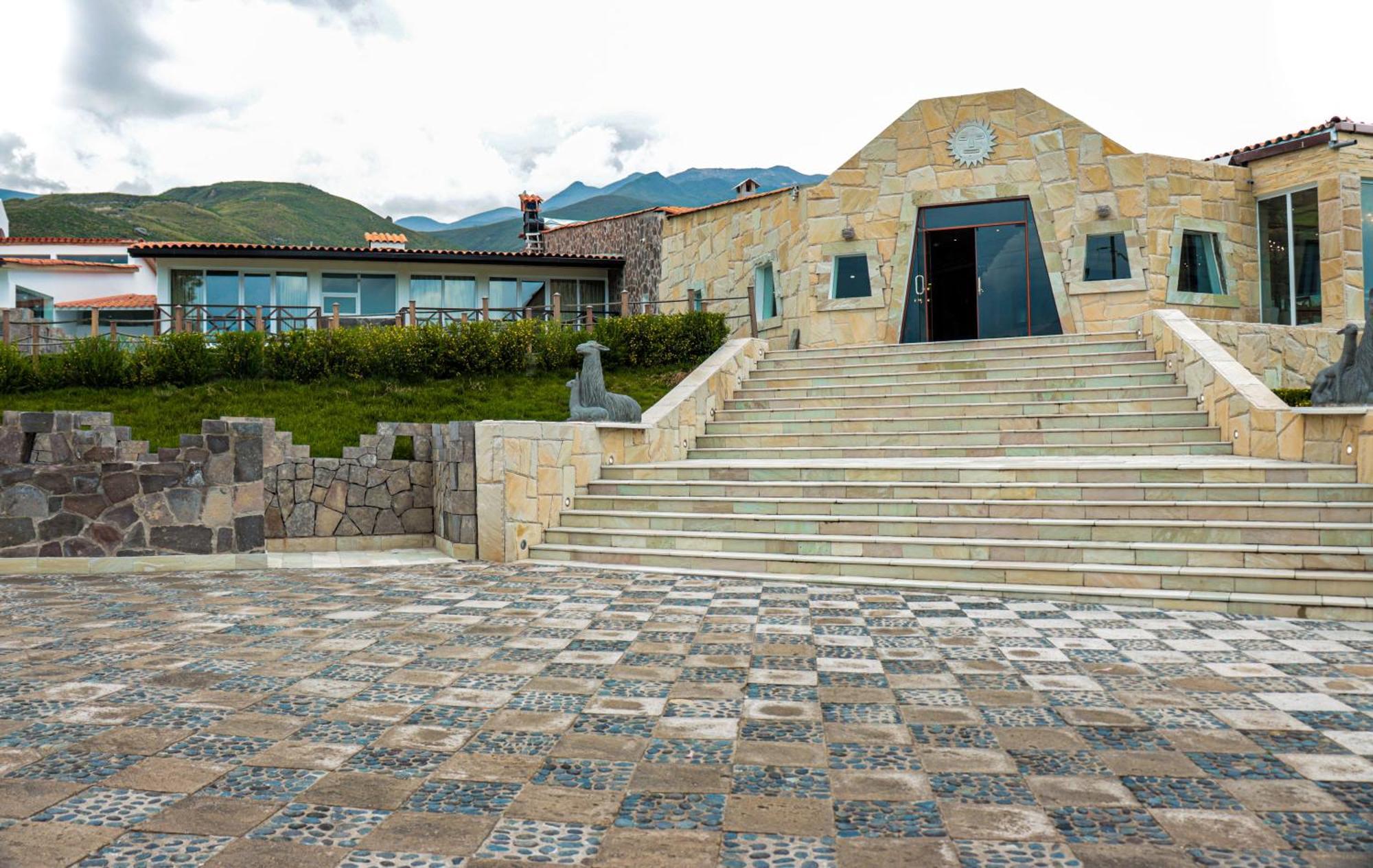 Hotel Puerta Del Sol Colca Yanque Esterno foto