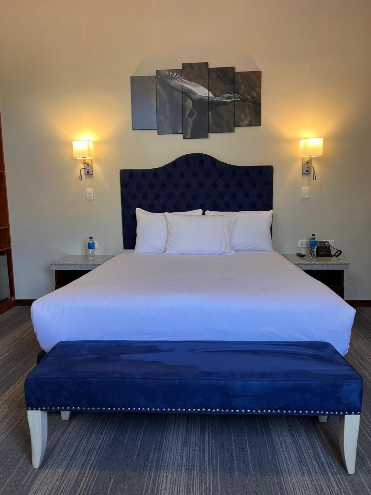 Hotel Puerta Del Sol Colca Yanque Esterno foto